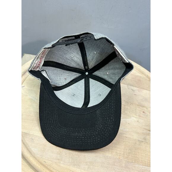 Brooklyn Nets Hat Mitchell & Ness Adjustable Strapback Cap NBA Gray Flat Bill - Picture 3 of 10